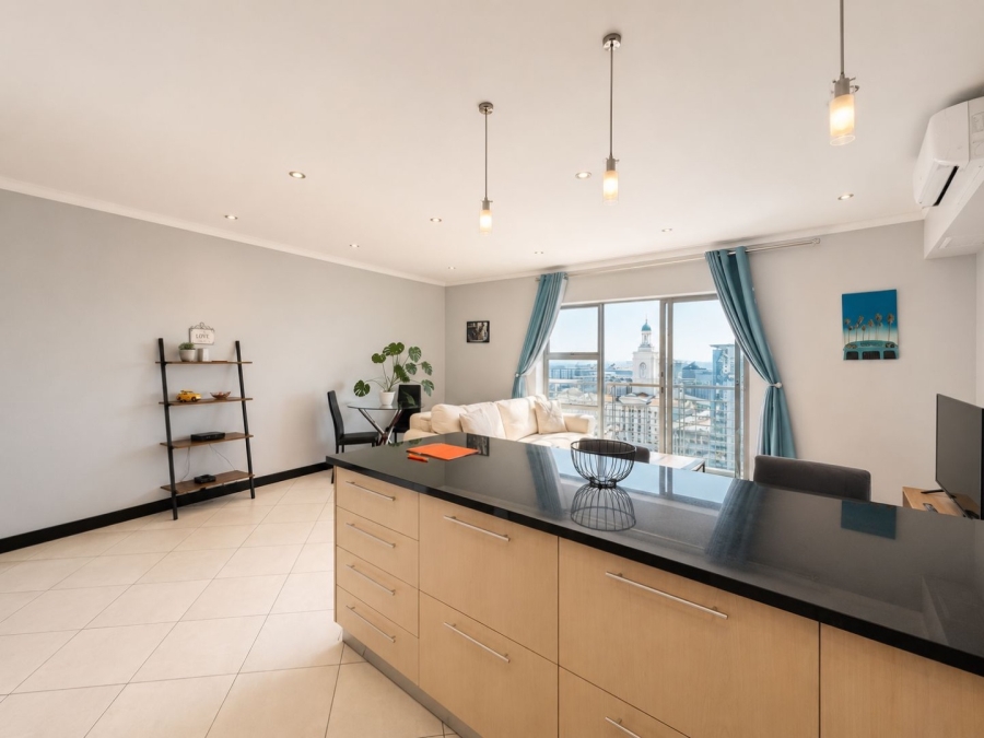 1 Bedroom Property for Sale in Cape Town City Centre Western Cape